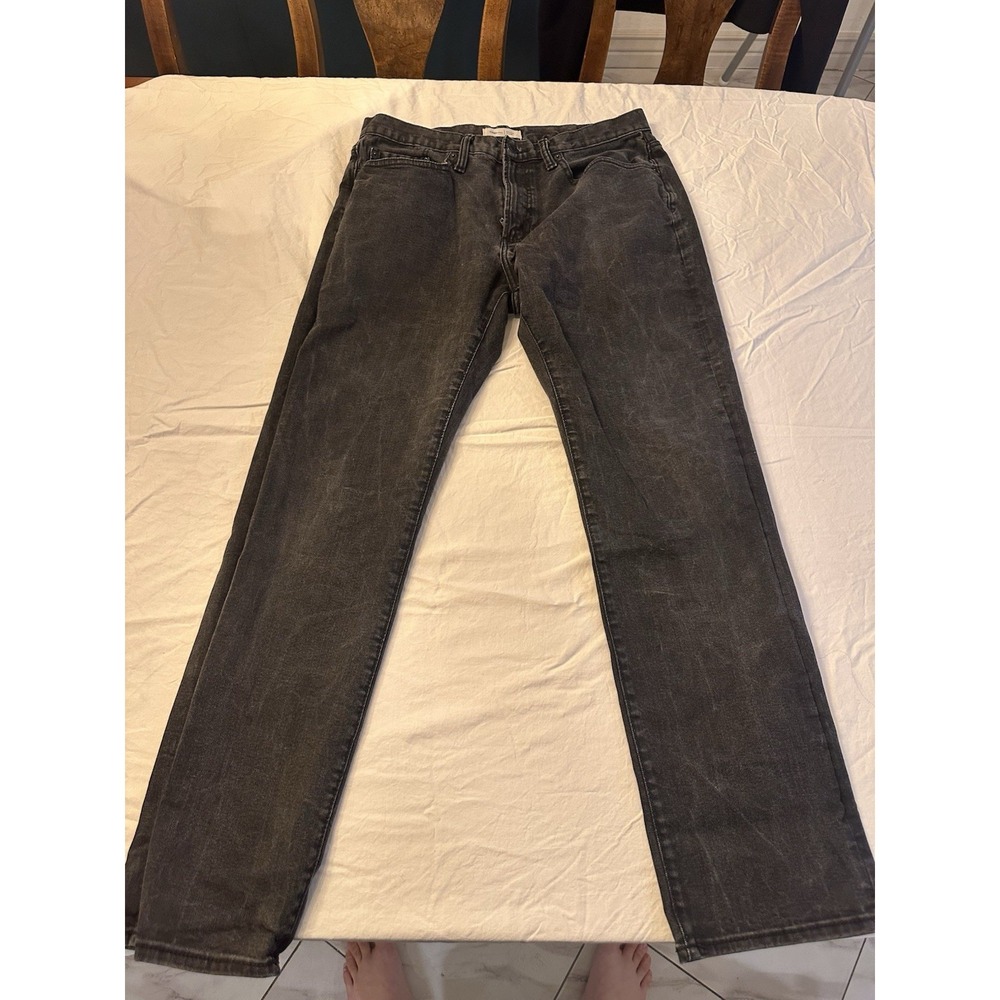 Gap Men's 1969 Slim Dark‎ Wash Jeans 32x34, Straight Leg, 5-Pocket
